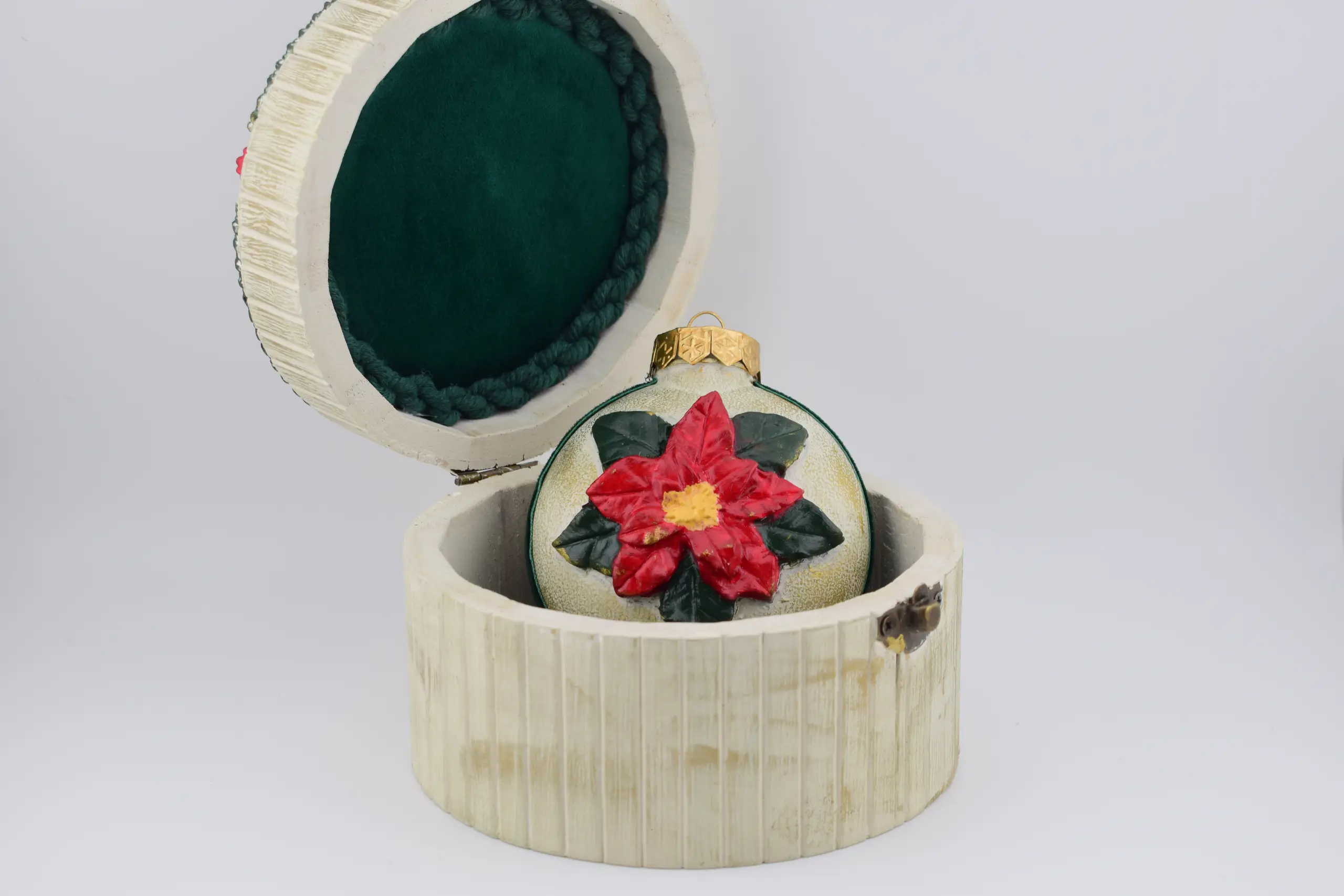 Bola de Navidad 'Poinsetia' con caja de madera - Imagen 2